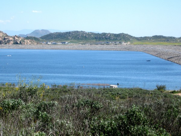 Lake_50%resized.JPG